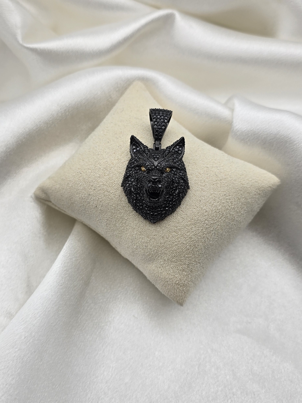 Black Moissanite& Black Rhodium Over Sterling Silver 925 Wolf Head Pendant
